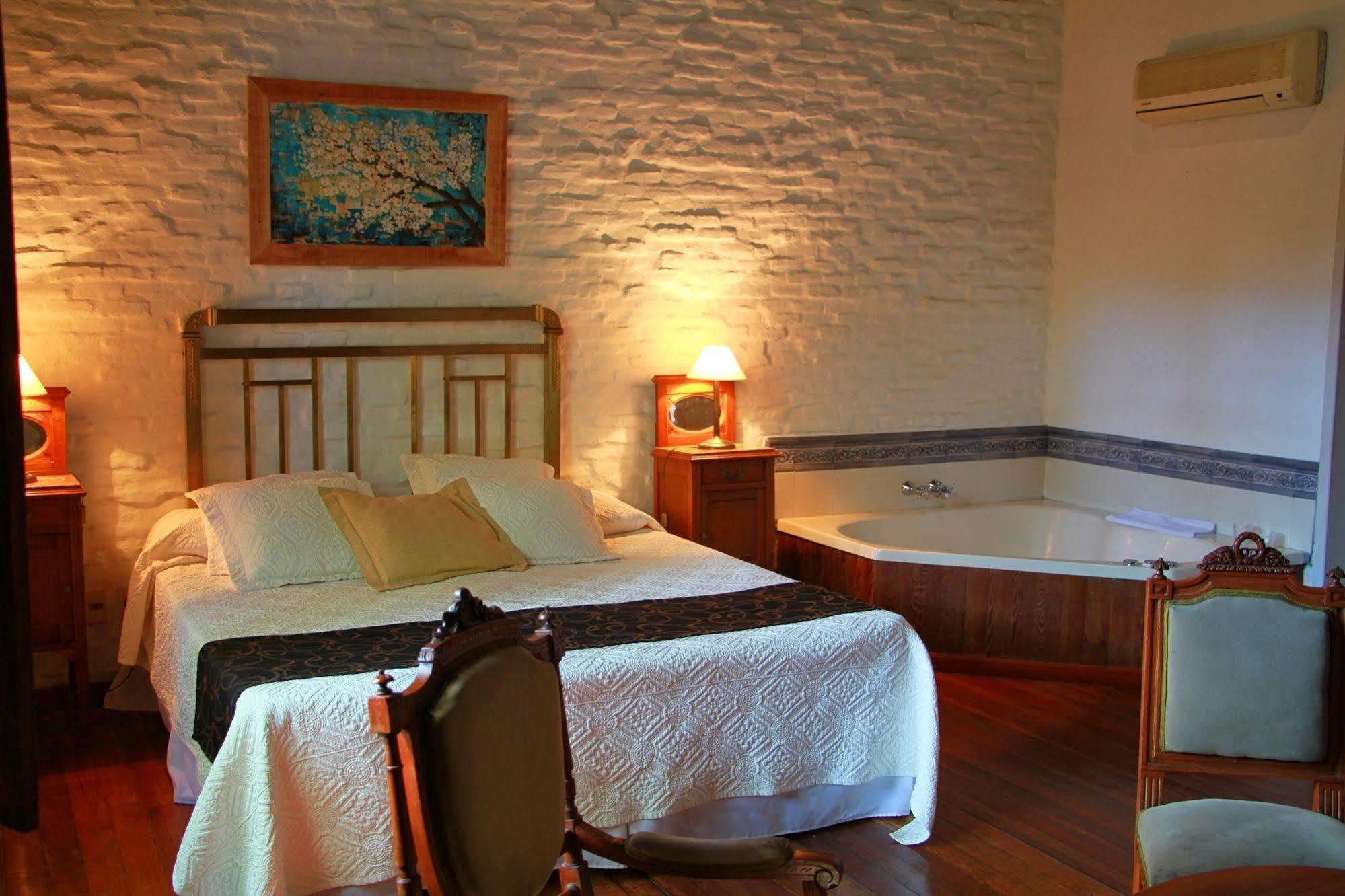 Posada Manuel Lobo Colonia del Sacramento Kültér fotó